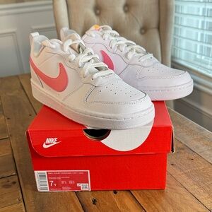 Nike Court Borough Low 2 (GS) in White and Coral Pink Size 7Y or 8.5 Womens